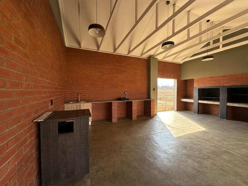 2 Bedroom Property for Sale in Orlando Gauteng