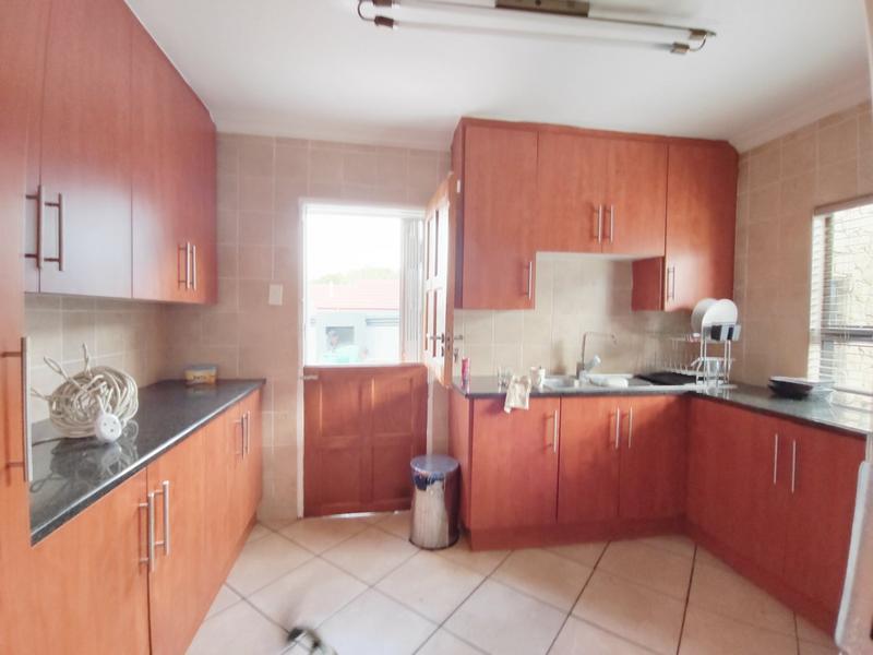 6 Bedroom Property for Sale in Montana Gauteng