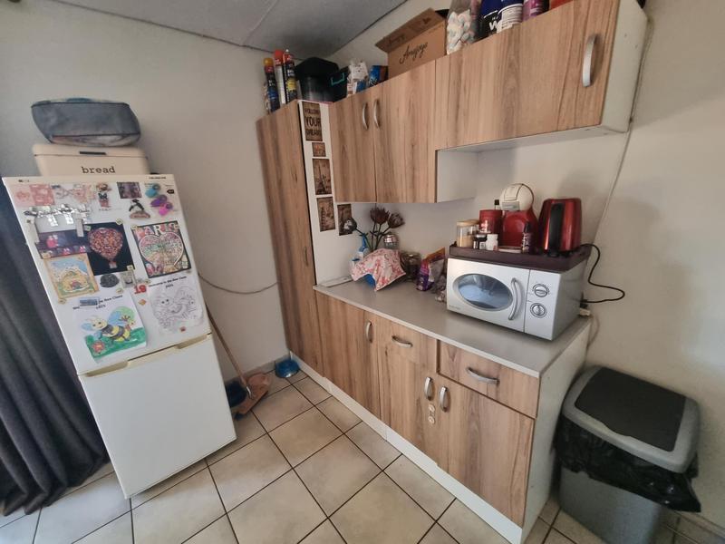 5 Bedroom Property for Sale in Walker Fruit Farms Gauteng