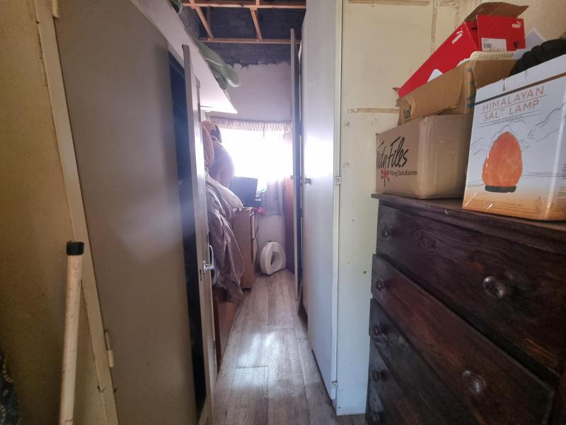 5 Bedroom Property for Sale in Walker Fruit Farms Gauteng