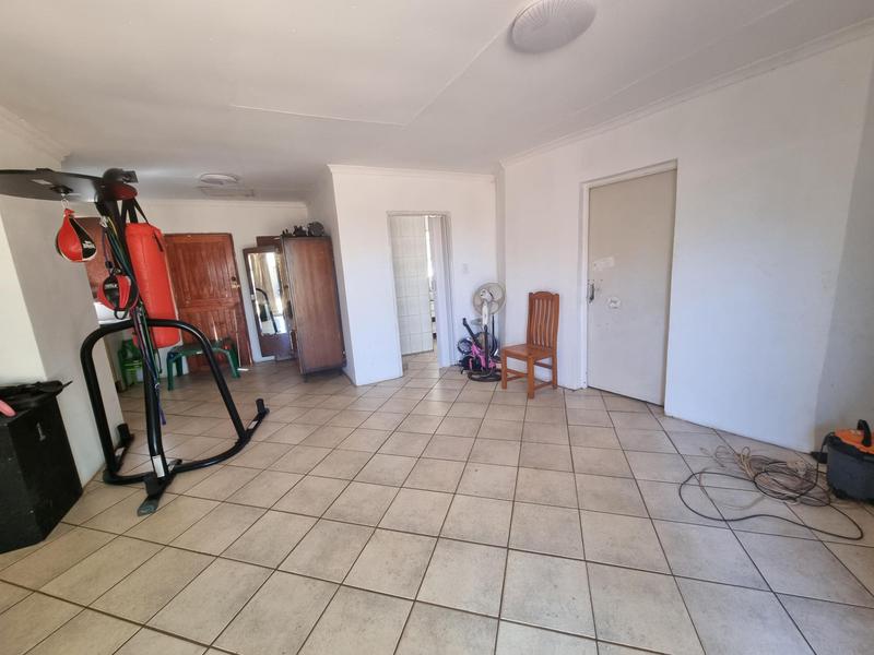 5 Bedroom Property for Sale in Walker Fruit Farms Gauteng