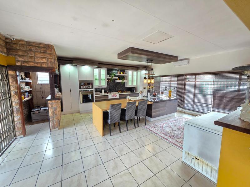 3 Bedroom Property for Sale in Golf Park Gauteng