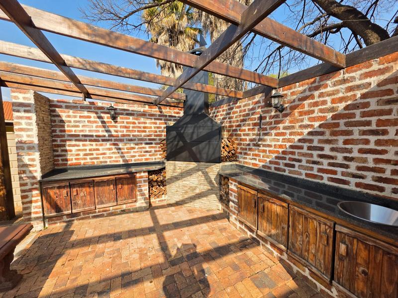 3 Bedroom Property for Sale in Golf Park Gauteng