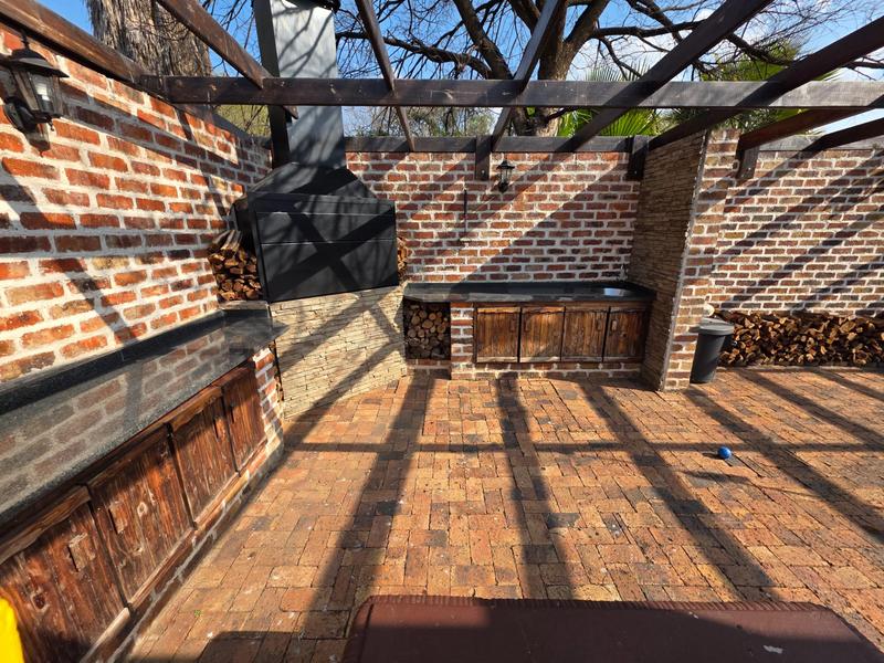 3 Bedroom Property for Sale in Golf Park Gauteng