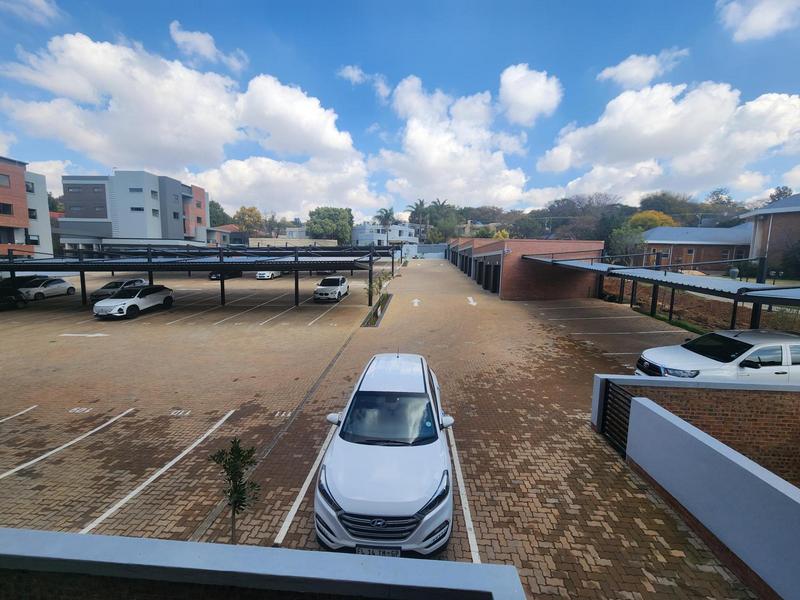 To Let 1 Bedroom Property for Rent in Waterkloof Park Gauteng
