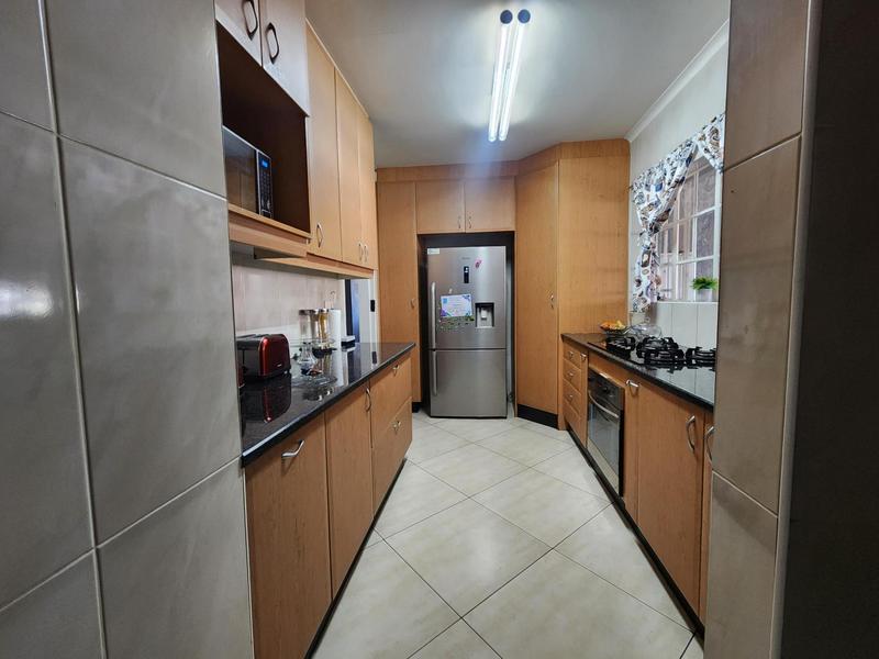 3 Bedroom Property for Sale in Doringkloof Gauteng