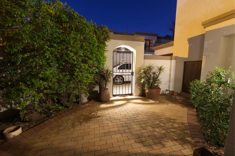 3 Bedroom Property for Sale in Sunninghill Gauteng