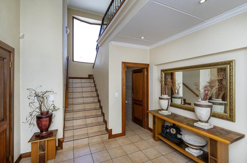 3 Bedroom Property for Sale in Sunninghill Gauteng