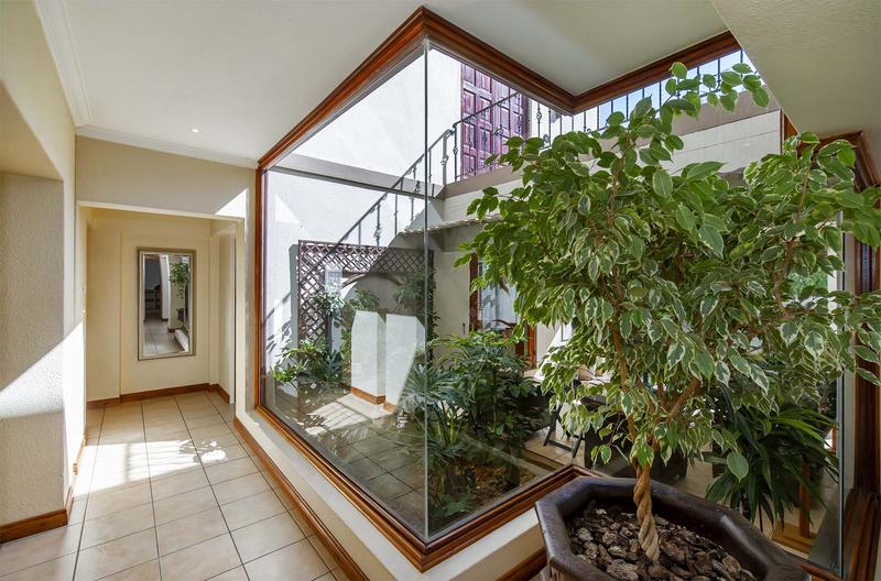 3 Bedroom Property for Sale in Sunninghill Gauteng
