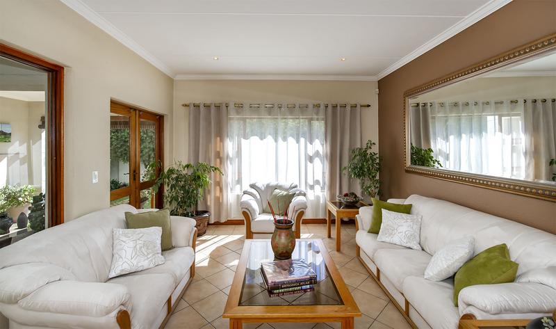 3 Bedroom Property for Sale in Sunninghill Gauteng