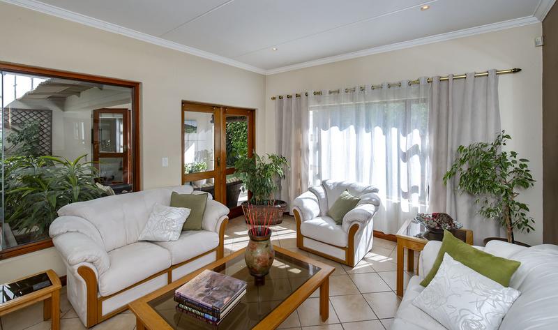 3 Bedroom Property for Sale in Sunninghill Gauteng