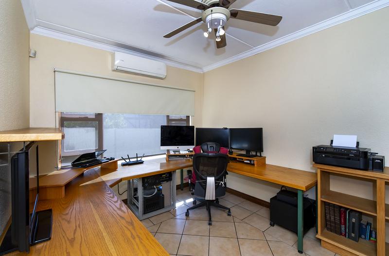 3 Bedroom Property for Sale in Sunninghill Gauteng