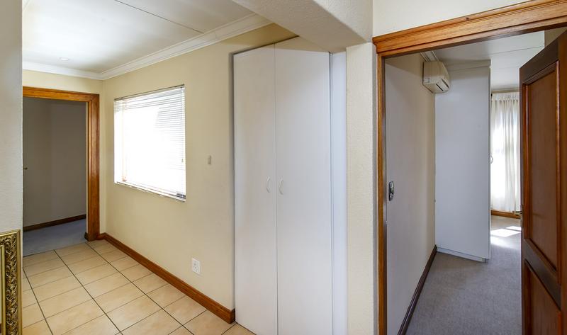 3 Bedroom Property for Sale in Sunninghill Gauteng