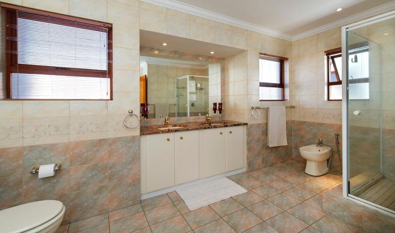 3 Bedroom Property for Sale in Sunninghill Gauteng
