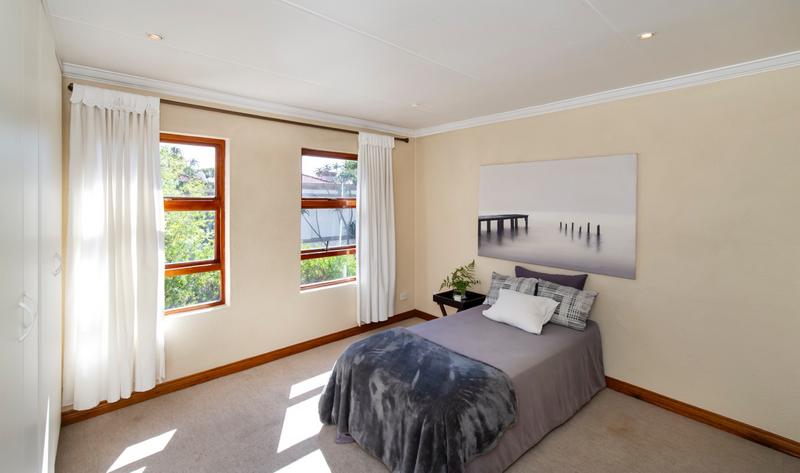 3 Bedroom Property for Sale in Sunninghill Gauteng