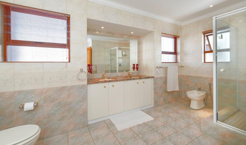 3 Bedroom Property for Sale in Sunninghill Gauteng