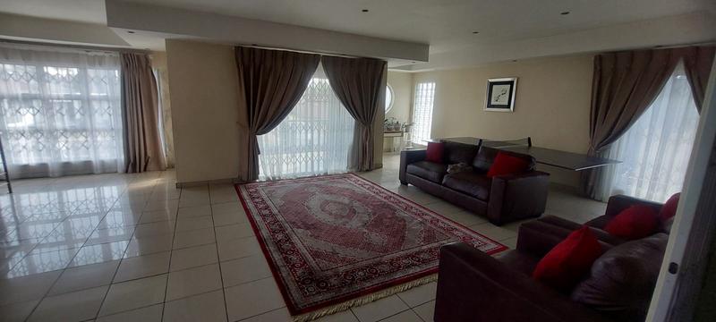 6 Bedroom Property for Sale in Laudium Gauteng