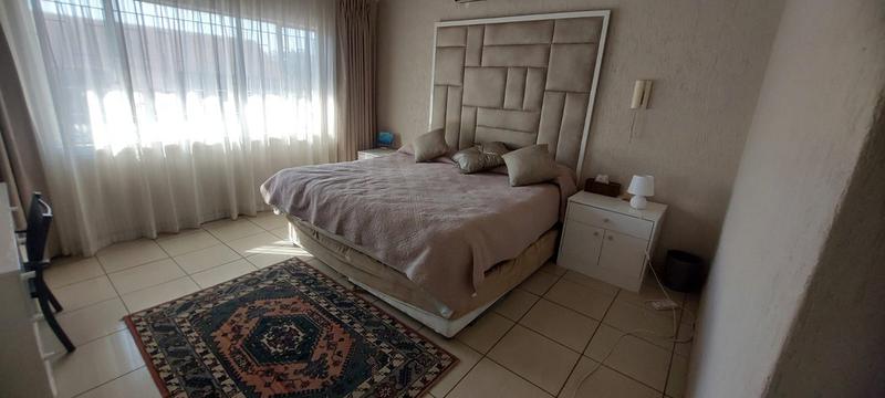 6 Bedroom Property for Sale in Laudium Gauteng