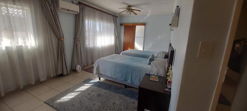 6 Bedroom Property for Sale in Laudium Gauteng