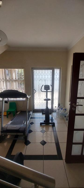 6 Bedroom Property for Sale in Laudium Gauteng