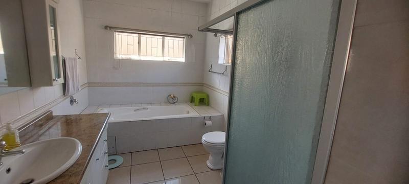 6 Bedroom Property for Sale in Laudium Gauteng
