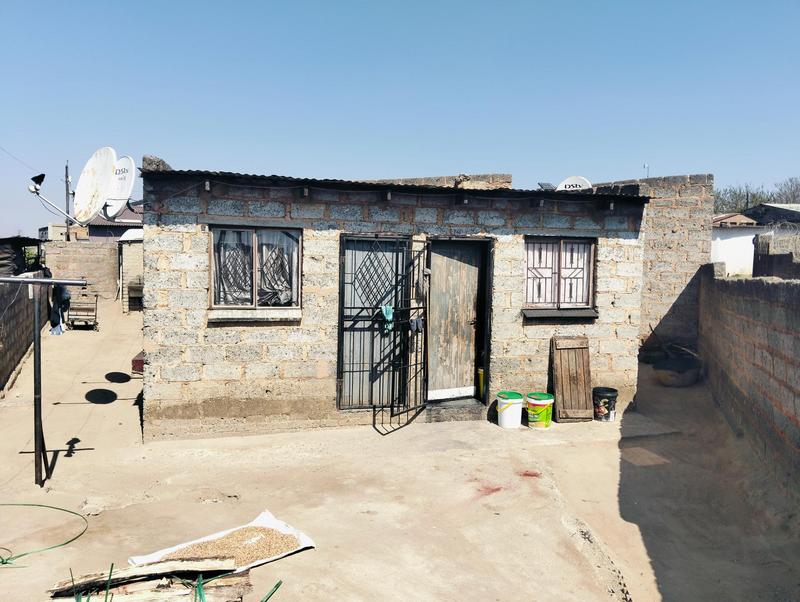 11 Bedroom Property for Sale in Phomolong Gauteng