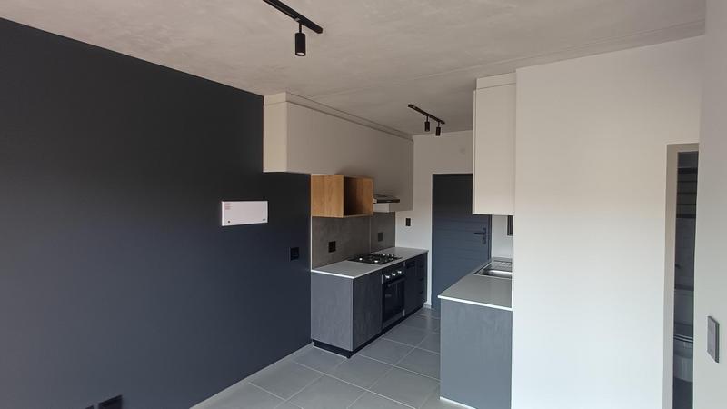 To Let 2 Bedroom Property for Rent in Waterkloof Ridge Gauteng