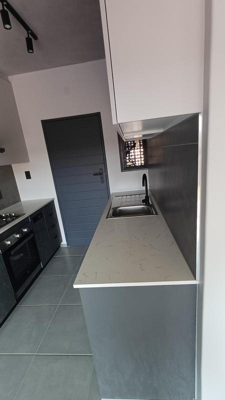 To Let 2 Bedroom Property for Rent in Waterkloof Ridge Gauteng