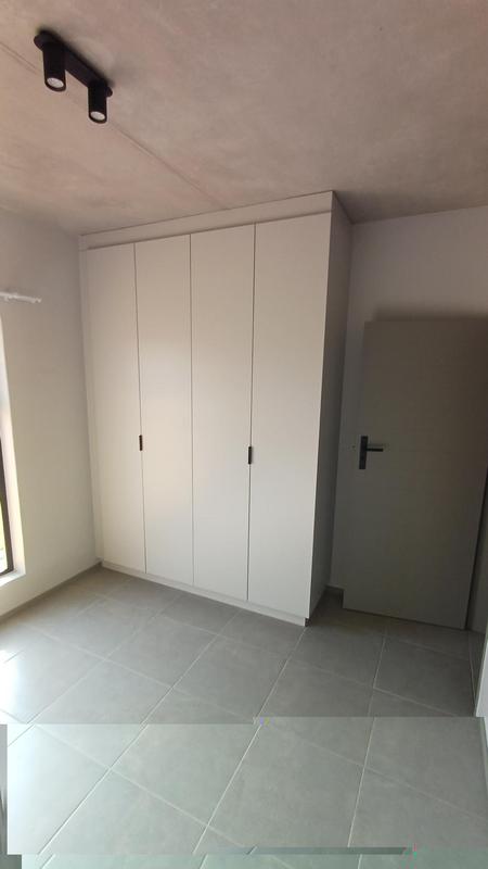 To Let 2 Bedroom Property for Rent in Waterkloof Ridge Gauteng
