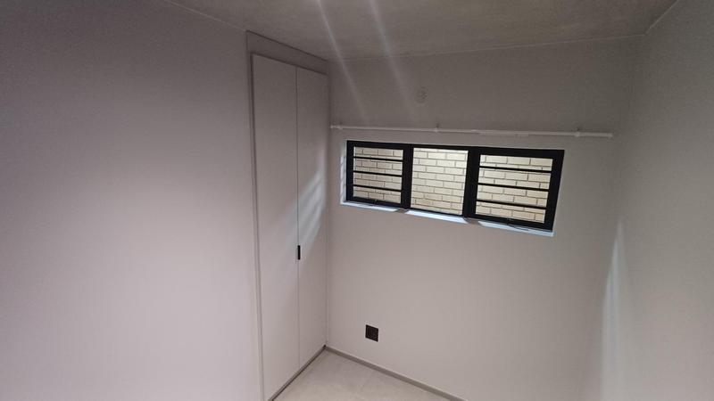 To Let 2 Bedroom Property for Rent in Waterkloof Ridge Gauteng
