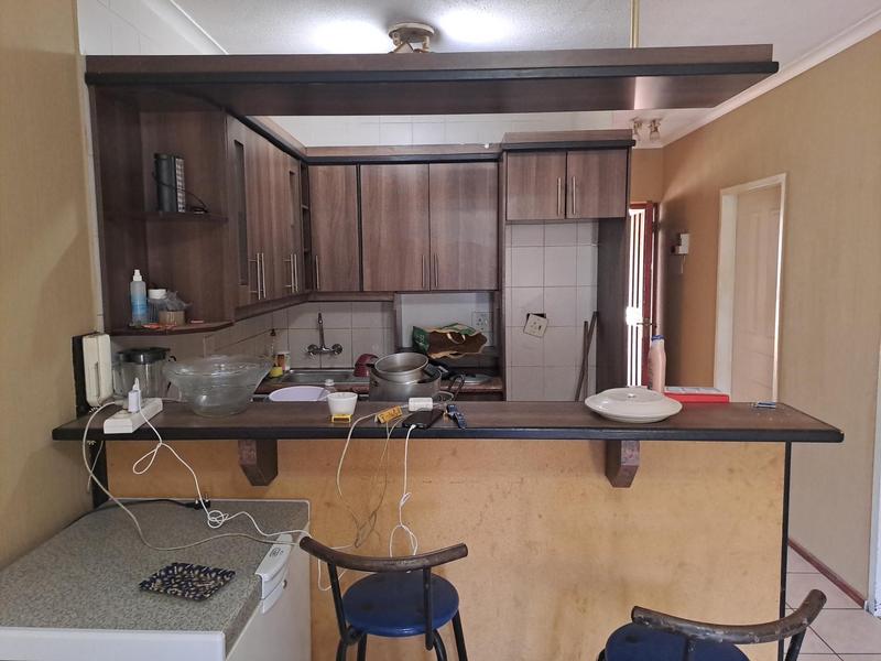 2 Bedroom Property for Sale in Bezuidenhout Valley Gauteng