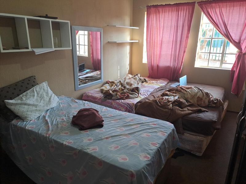 2 Bedroom Property for Sale in Bezuidenhout Valley Gauteng