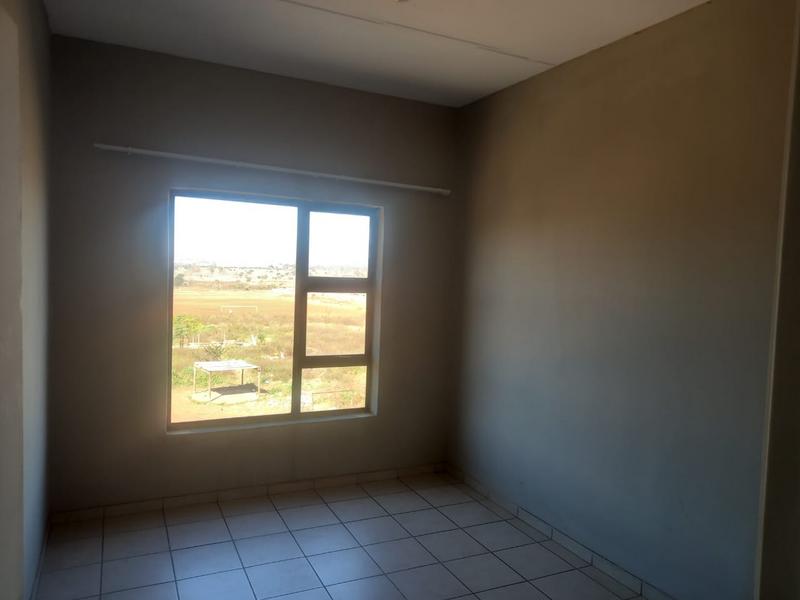 To Let 2 Bedroom Property for Rent in Chiawelo Gauteng