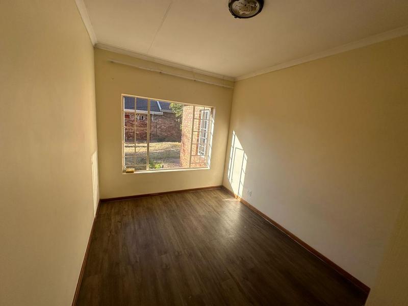 3 Bedroom Property for Sale in Thatchfield Gauteng