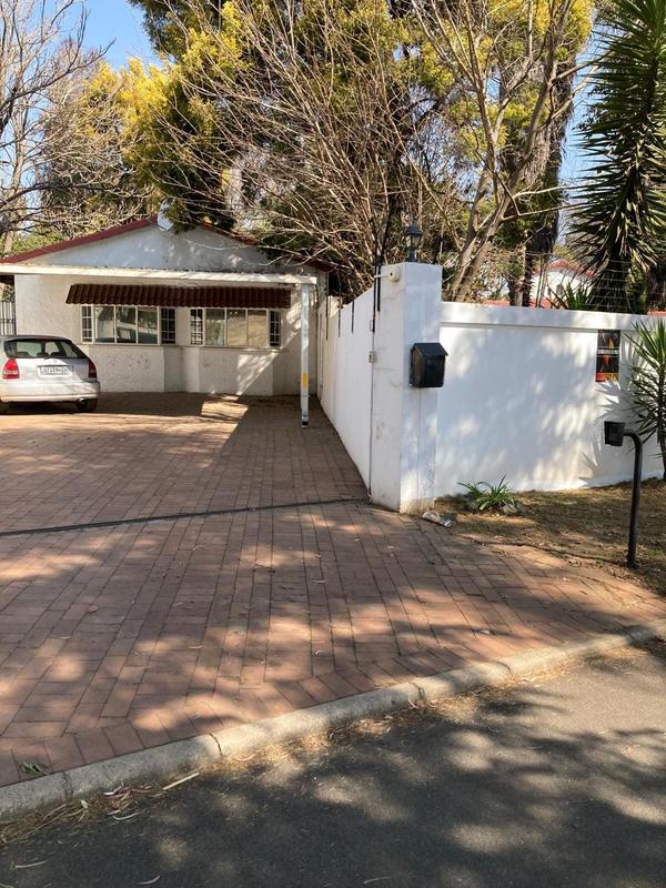 To Let 2 Bedroom Property for Rent in Bedfordview Gauteng