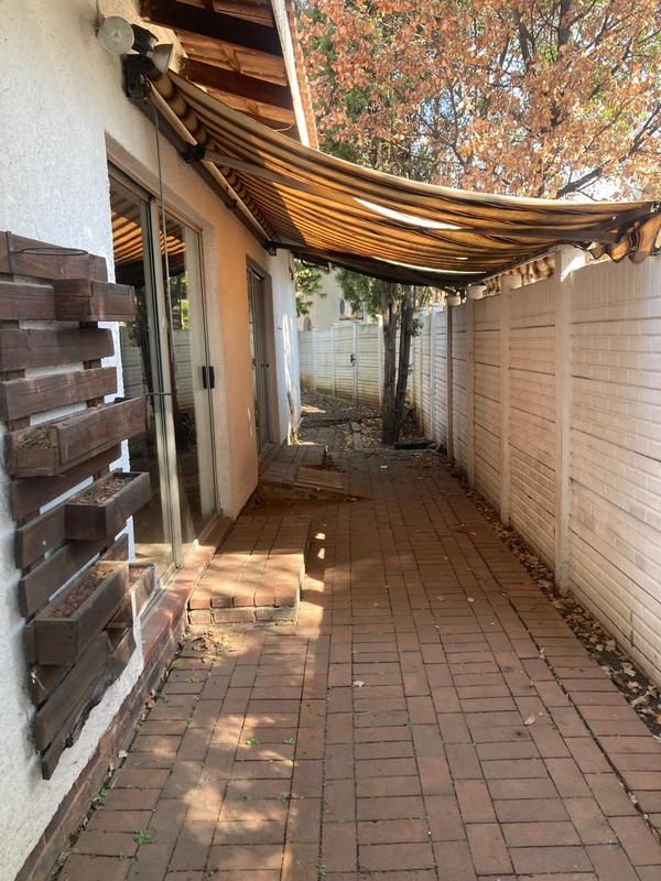 To Let 2 Bedroom Property for Rent in Bedfordview Gauteng