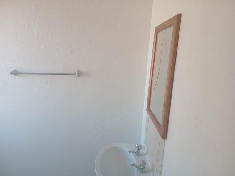 To Let 1 Bedroom Property for Rent in Terenure Gauteng