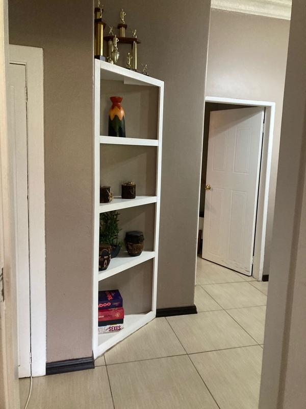 4 Bedroom Property for Sale in Primrose Hill Gauteng