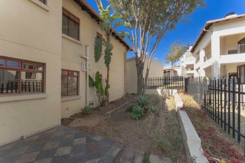 2 Bedroom Property for Sale in Paulshof Gauteng