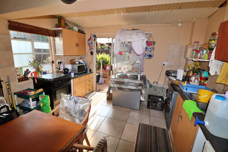 6 Bedroom Property for Sale in Primrose Gauteng
