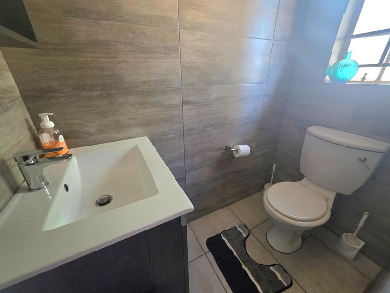 3 Bedroom Property for Sale in Sunward Park Gauteng