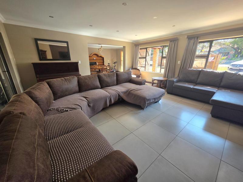 3 Bedroom Property for Sale in Sunward Park Gauteng