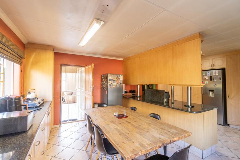4 Bedroom Property for Sale in Brackenhurst Gauteng