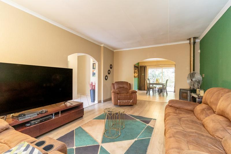 4 Bedroom Property for Sale in Brackenhurst Gauteng
