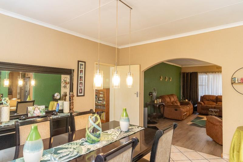 4 Bedroom Property for Sale in Brackenhurst Gauteng