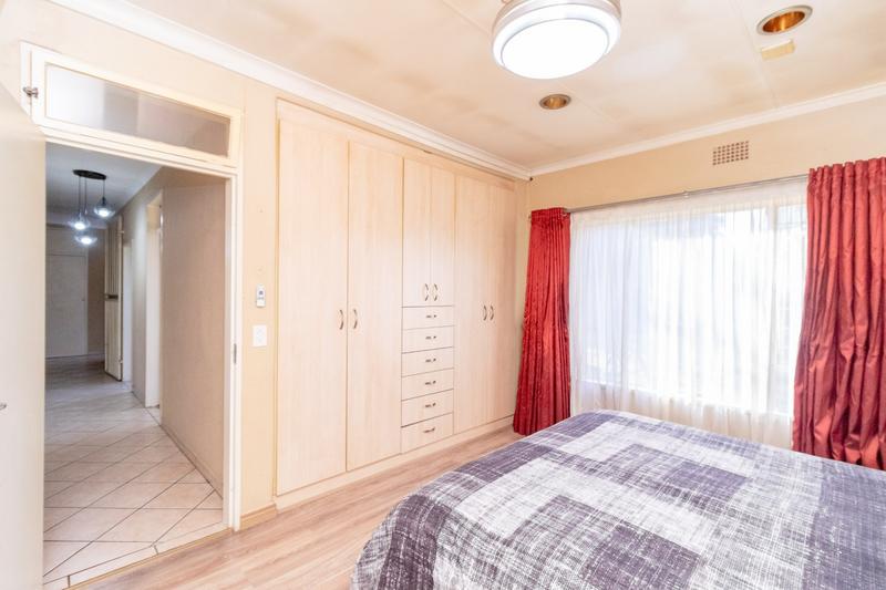 4 Bedroom Property for Sale in Brackenhurst Gauteng