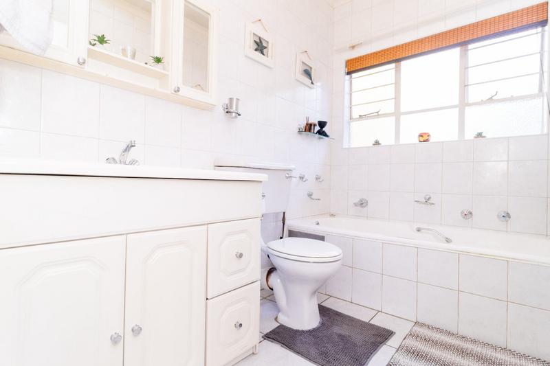 4 Bedroom Property for Sale in Brackenhurst Gauteng