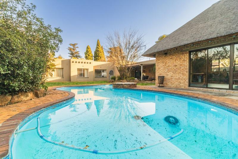 4 Bedroom Property for Sale in Brackenhurst Gauteng