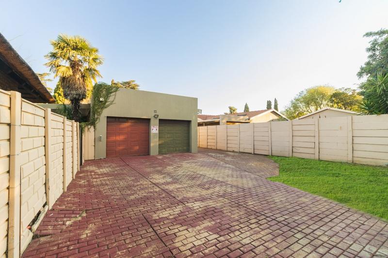 4 Bedroom Property for Sale in Brackenhurst Gauteng