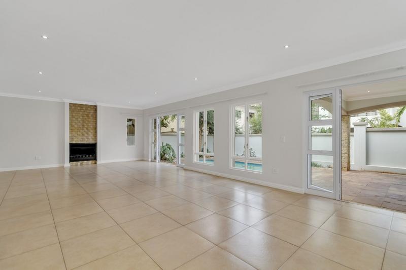 3 Bedroom Property for Sale in Broadacres Gauteng